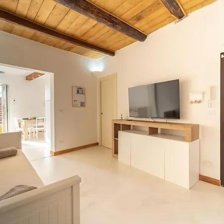 A Due Passi Dal Mare * Imperia