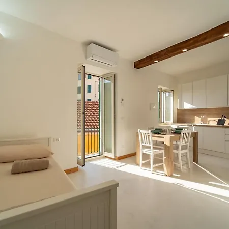 A Due Passi Dal Mare * Imperia