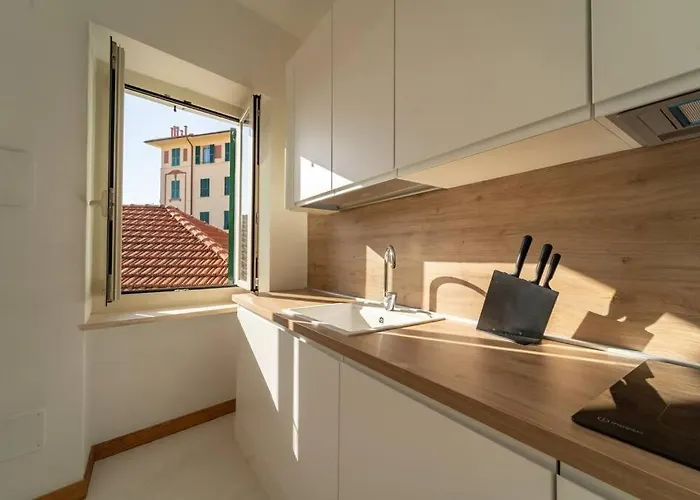 A Due Passi Dal Mare Imperia