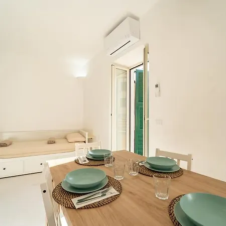 A Due Passi Dal Mare Appartement *