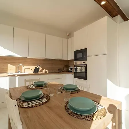 A Due Passi Dal Mare * インペリア